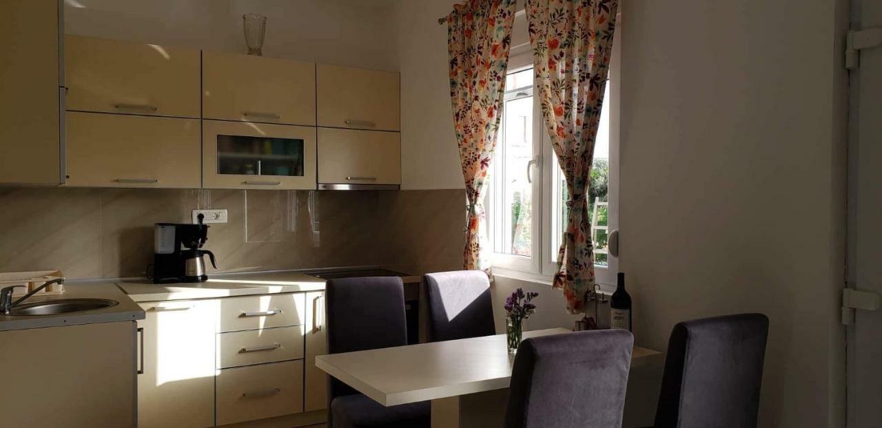 Appartement 2bd In Montenegro
