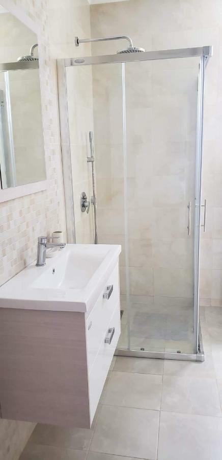 Appartement 2bd In Montenegro *